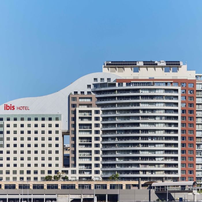 ibis Darling Harbour hero shot