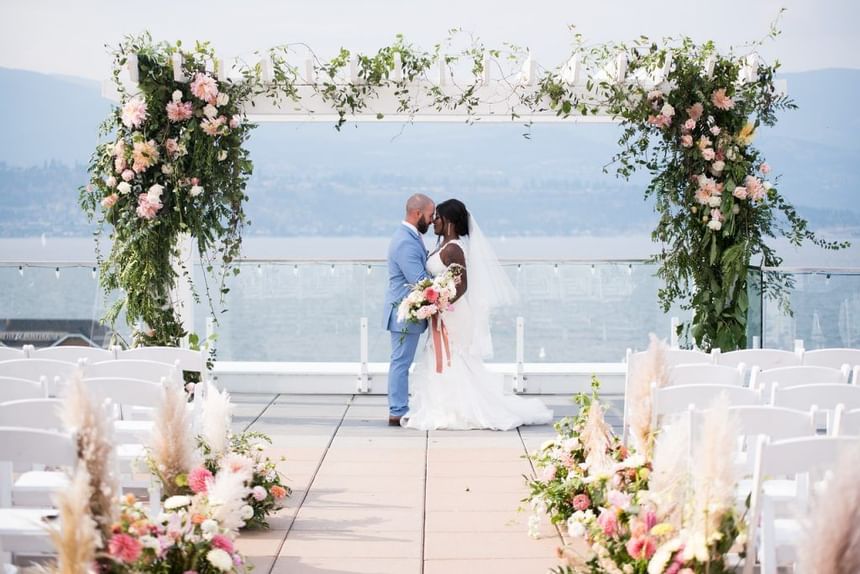 A Wedding ceremony with a lake view at Hotel Eldorado