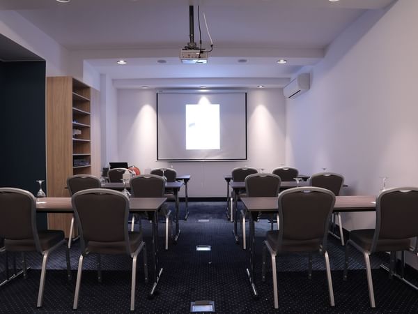 Meeting Room - Classroom set-up