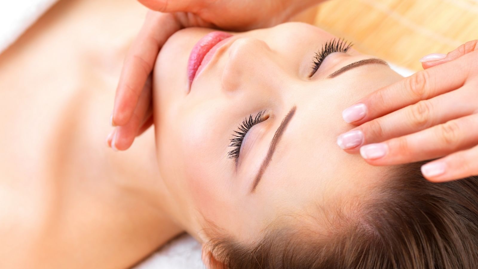 A massage for a girl at Pullman Port Douglas sea temple resort and spa
