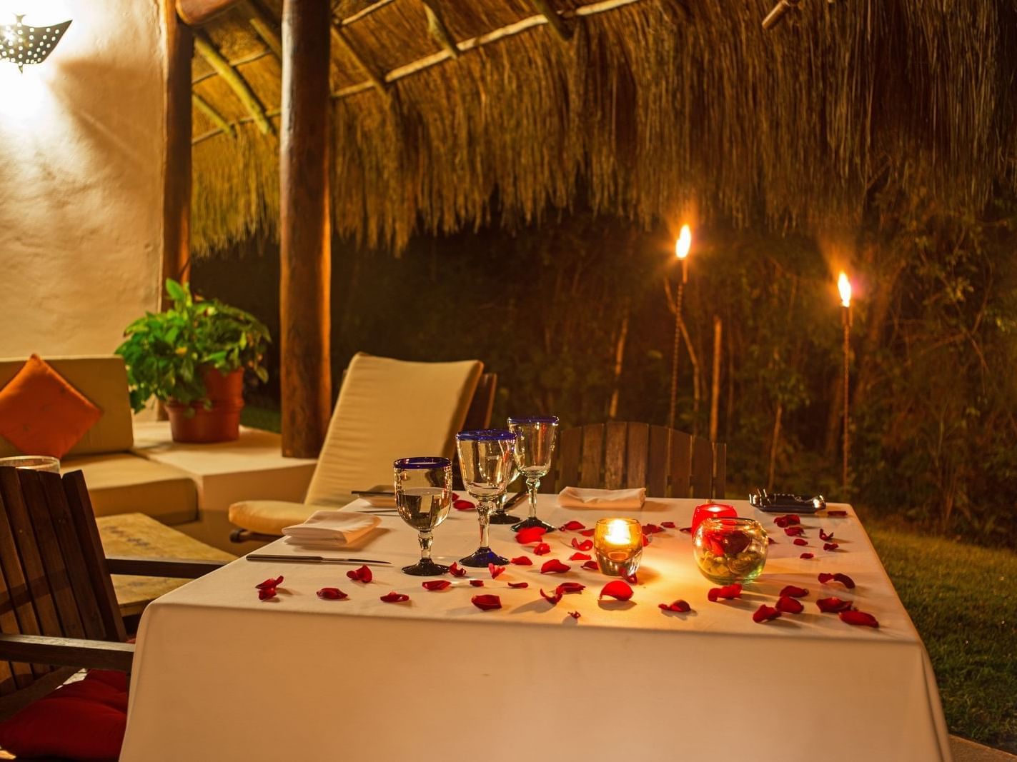 Romantic dinner arranged in La Coleccion resorts