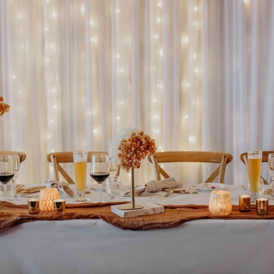 Stunning table set up for wedding reception at Pullman Magenta Shores