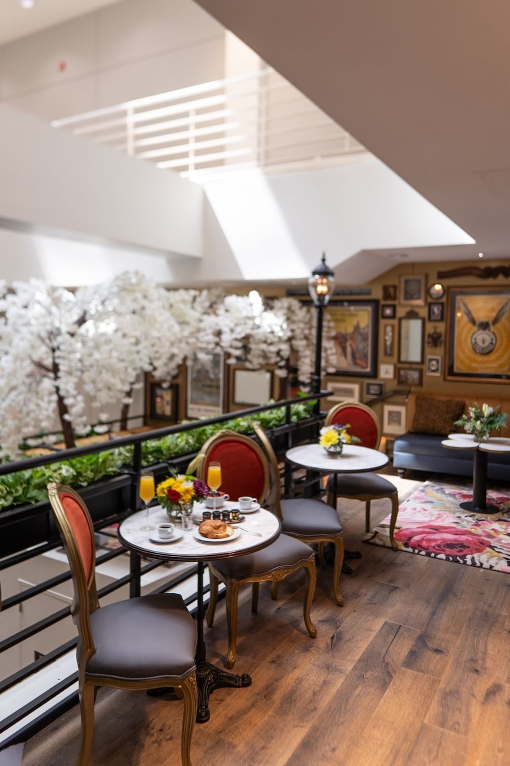 The Ivey's Hotel — photo 21 of 60