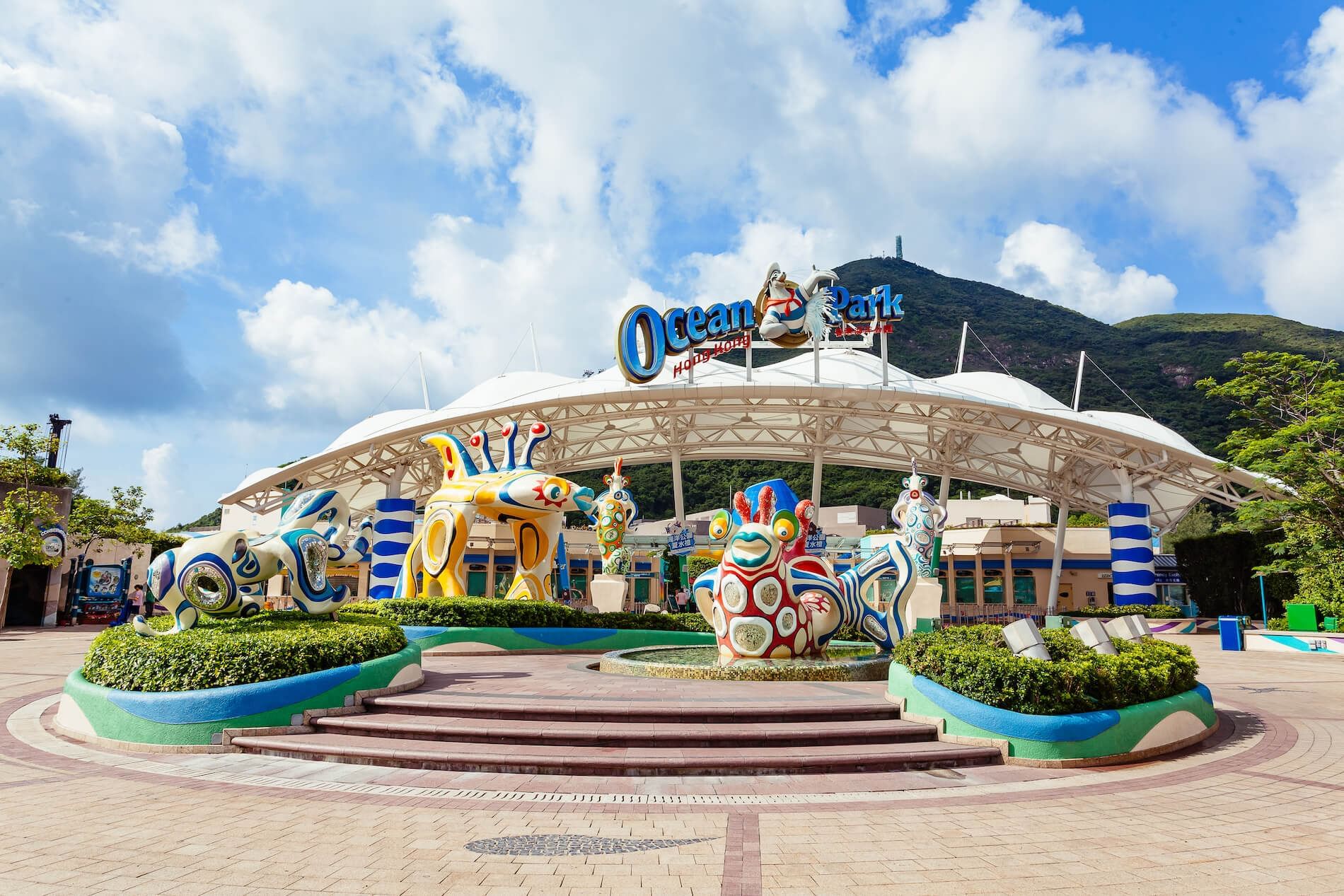 Entrance of Ocean Park at Fullerton Ocean Park Hotel