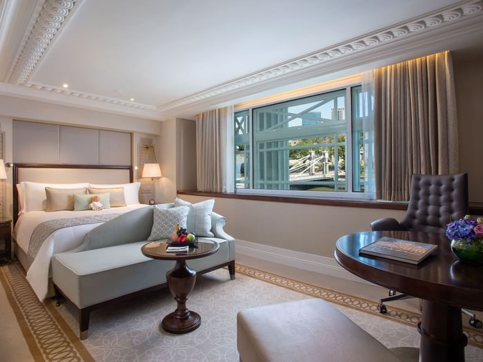 The Quay Room with king bed at Fullerton Hotel Singapore