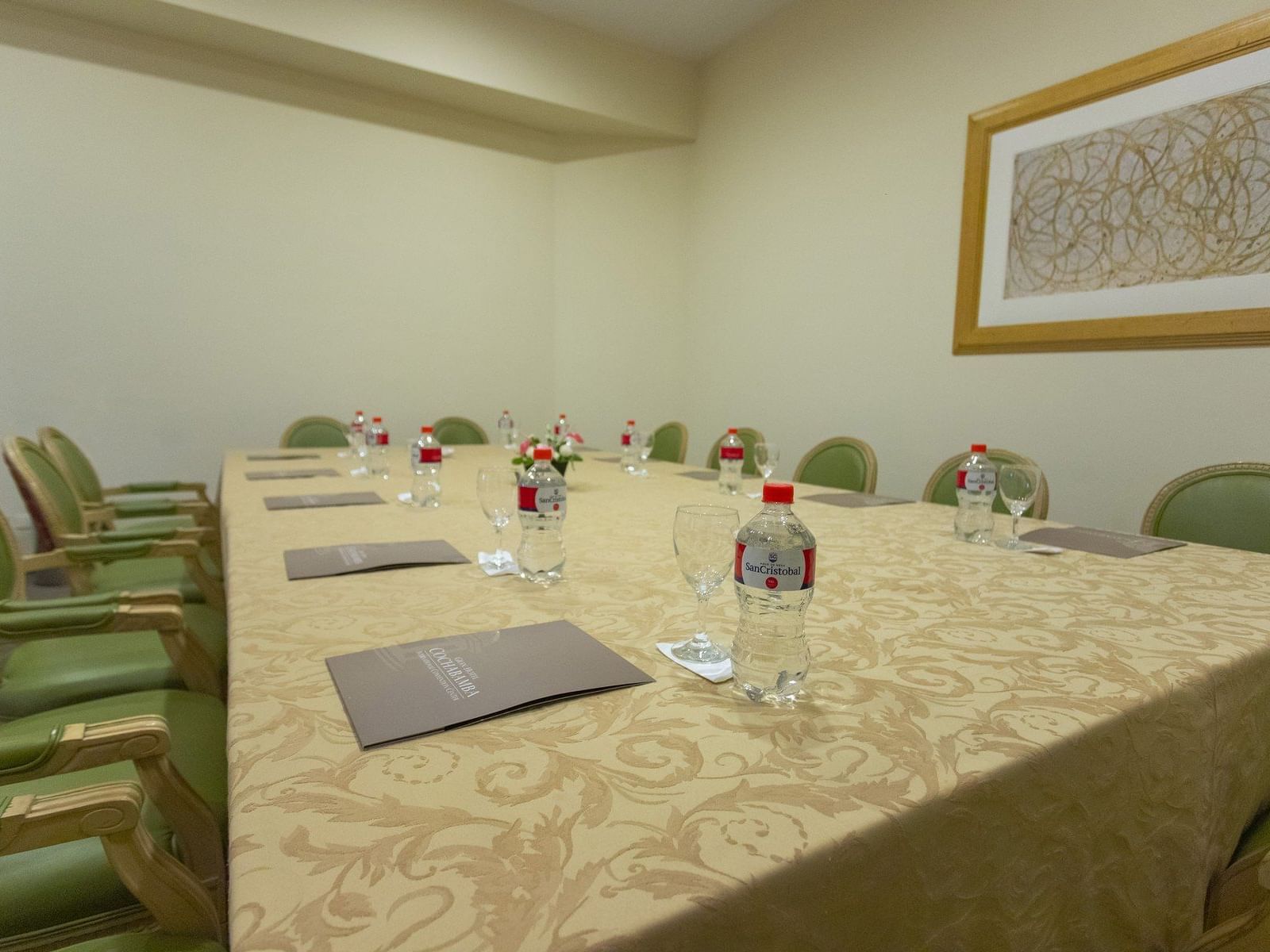 Sala de Reuniones, Mesa Grande