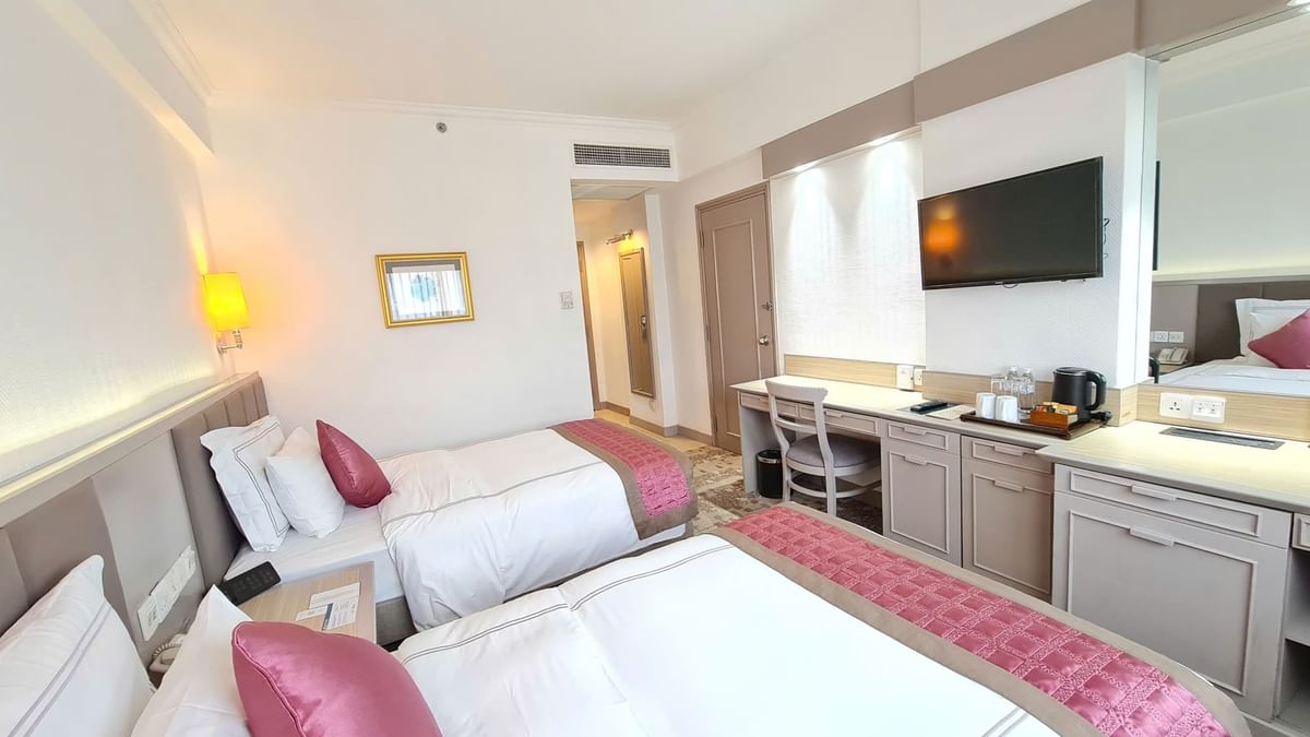 Deluxe Twin Room at Sunway Hotel Hanoi