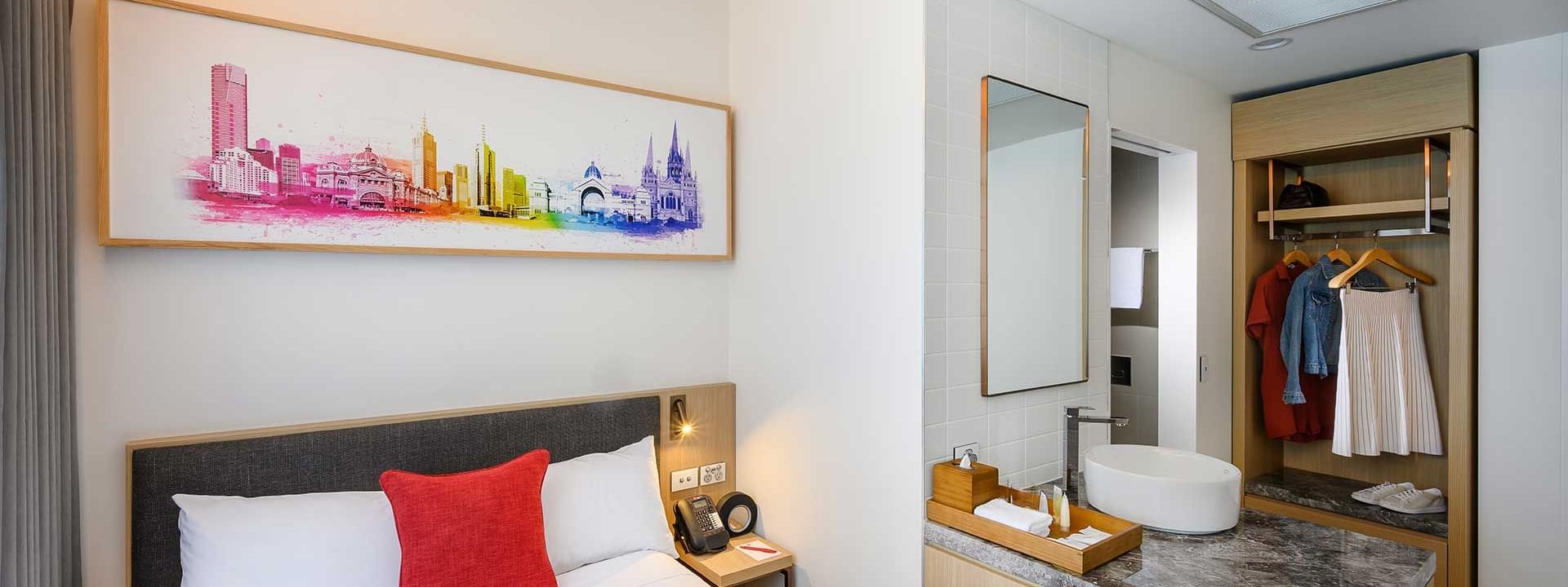 Large bed in Compact Double Room at Melbourne Central Hotels