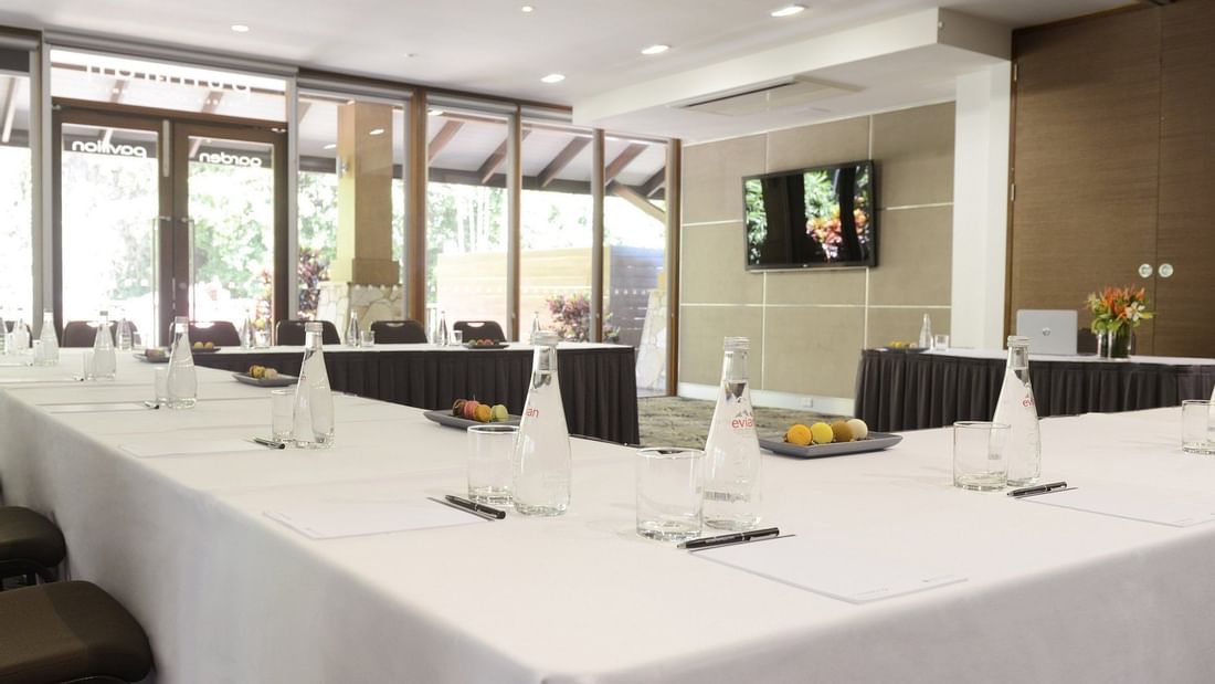 Melaleuca Room at Pullman Palm Cove Sea Temple Resort & Spa