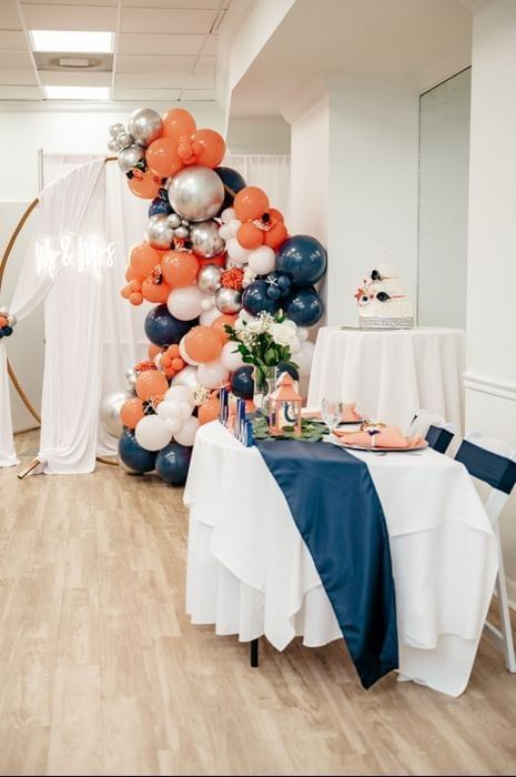 Balloon decoration in Sunset Ballroom, Thunderbird Beach Resort