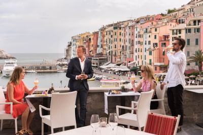 Evening party at balcony - Grand Hotel Portovenere