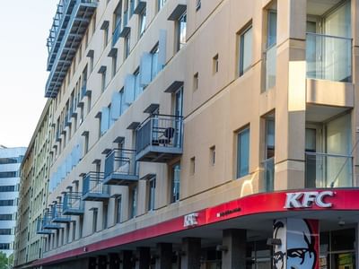 UniLodge @ Metro Adelaide exterior