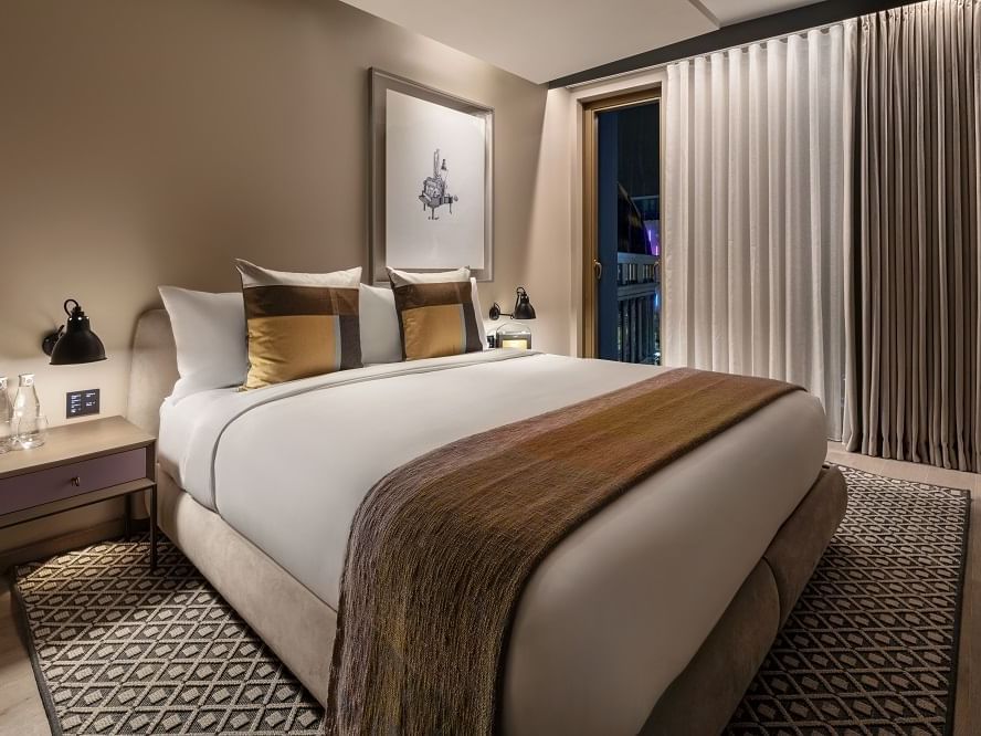 The Londoner Hotel -  Capital Suite Bedroom
