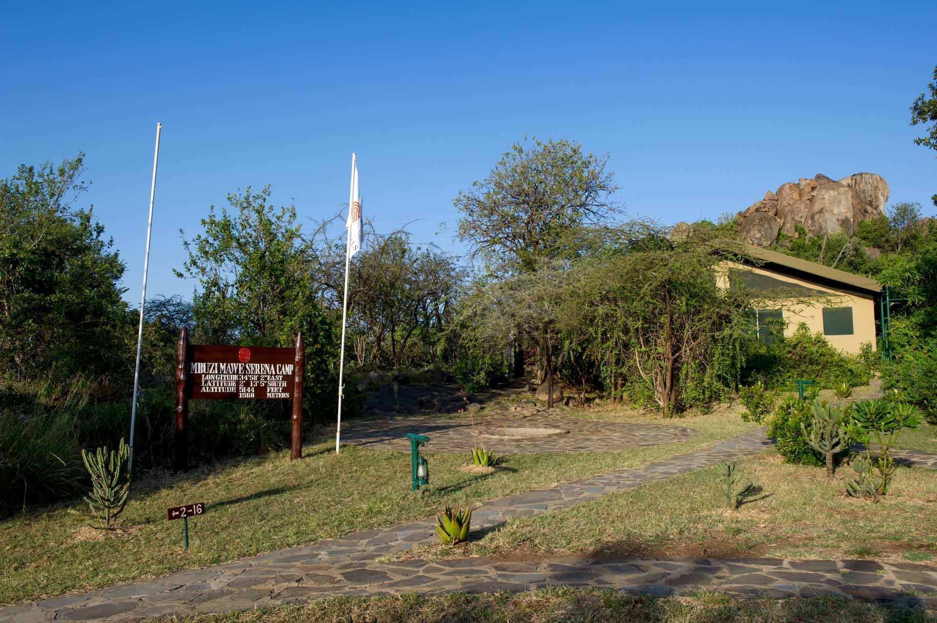 Exterior view of Mbuzi Mawe Serena Camp tent 