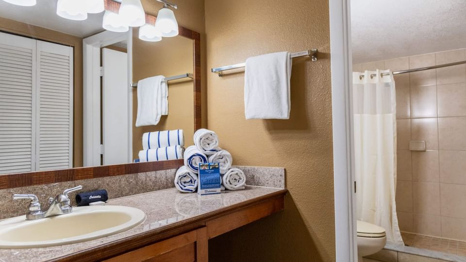 Guest Bath of Two Bedroom suite at Legacy Vacation Resorts