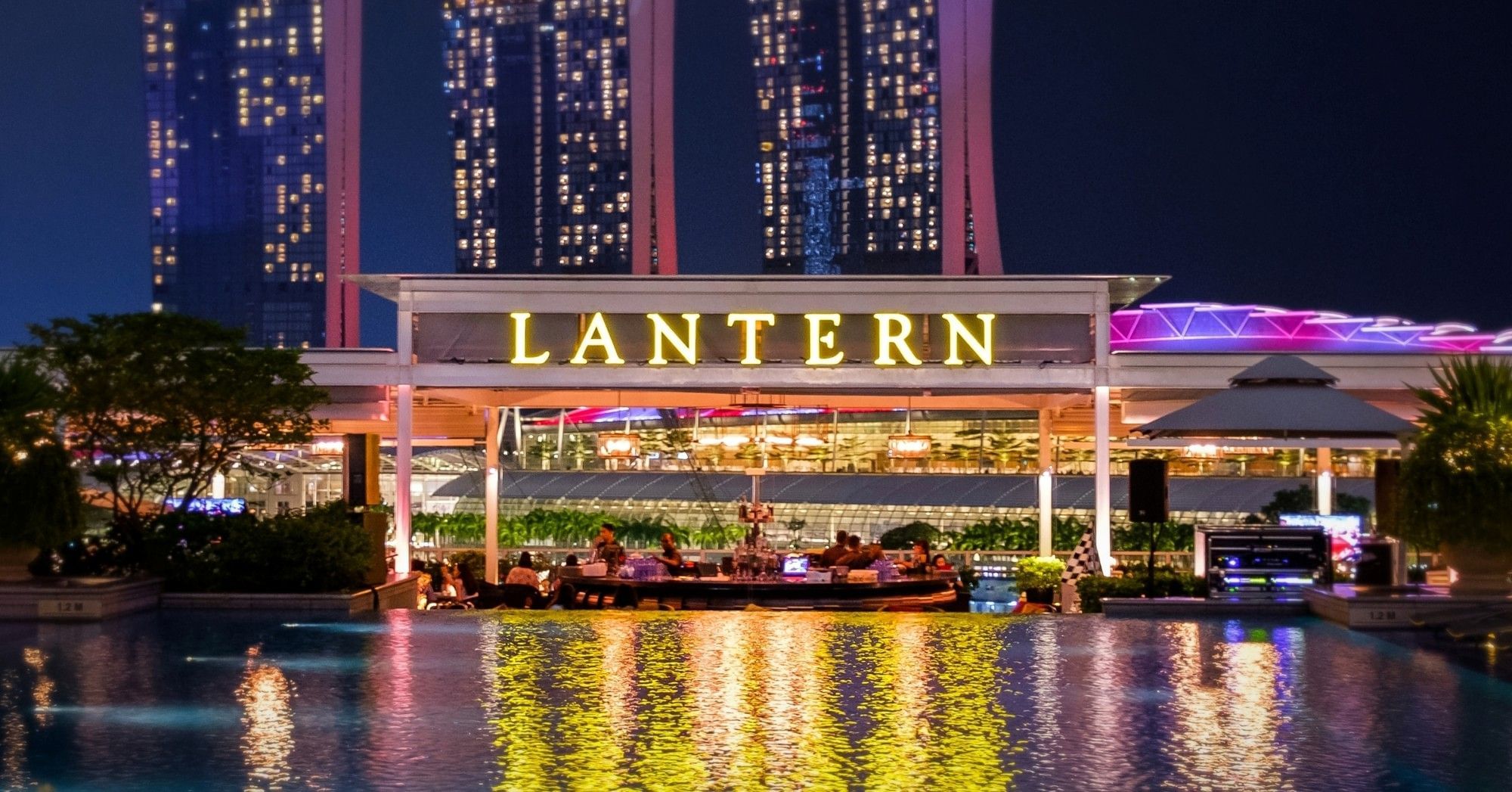 Lantern bar at The Fullerton Bay Hotel Singapore