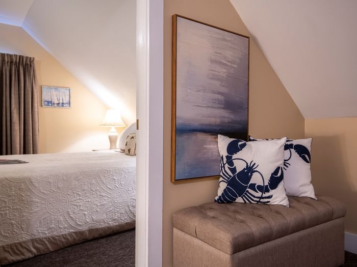 bar harbor manor queen suite apartment