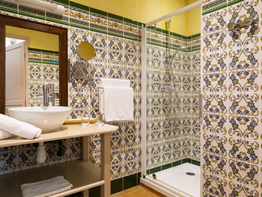 Bathroom vanity in bedrooms at du Domaine des Thomeaux