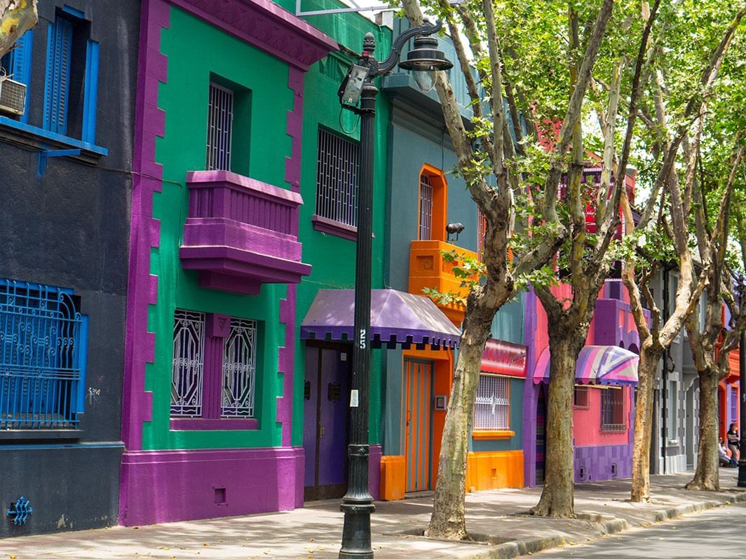 Colorful houses, Barrio Bellavista, Hotel Plaza San Francisco