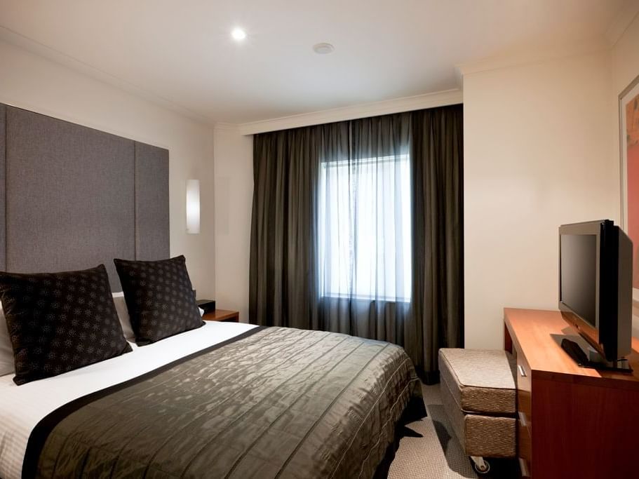 1 bedroom city deluxe view at The Sebel Quay West Suites Sydney
