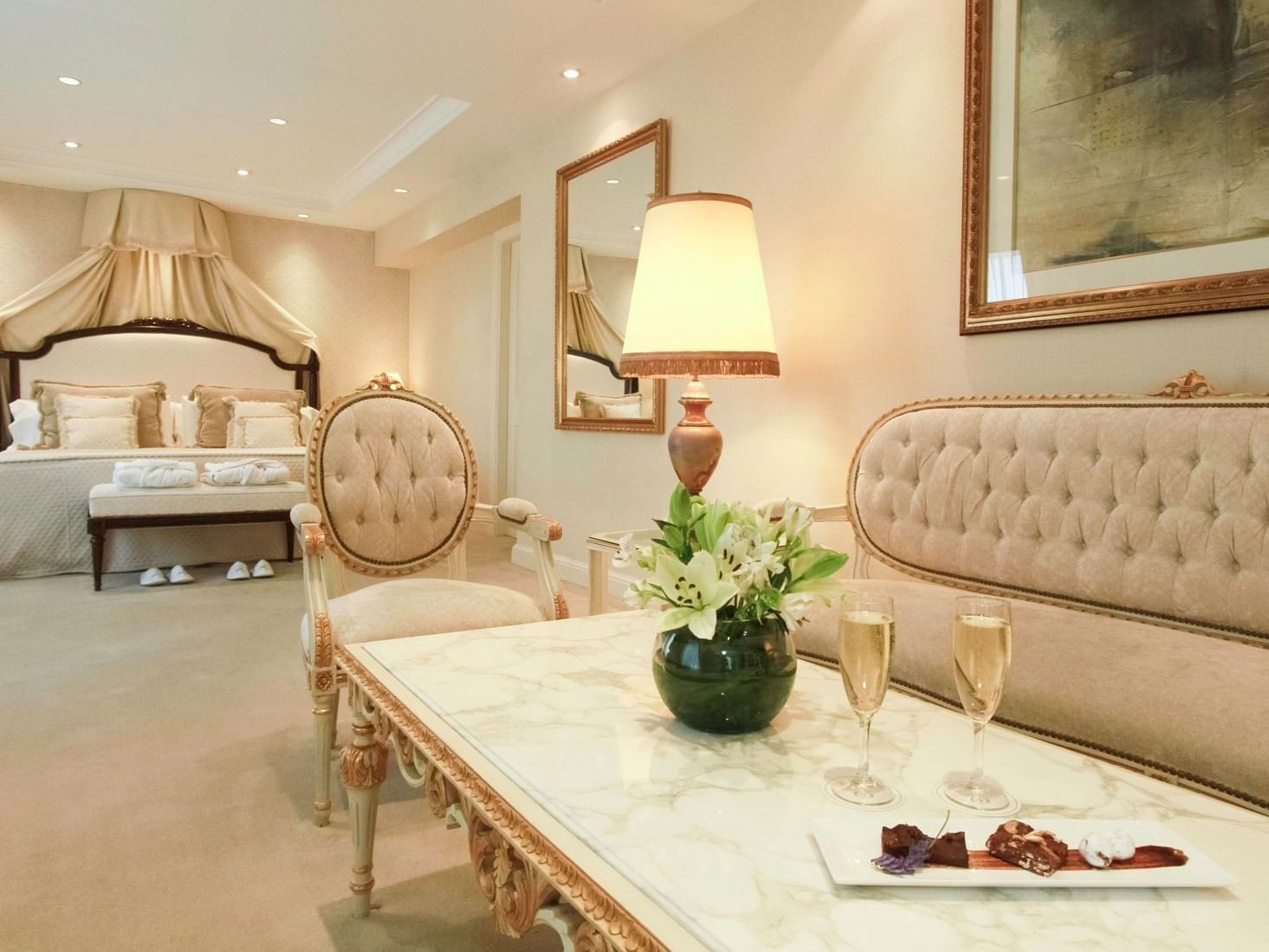 Living area in the Presidential Suite Emperatriz at Hotel Emperador Buenos Aires
