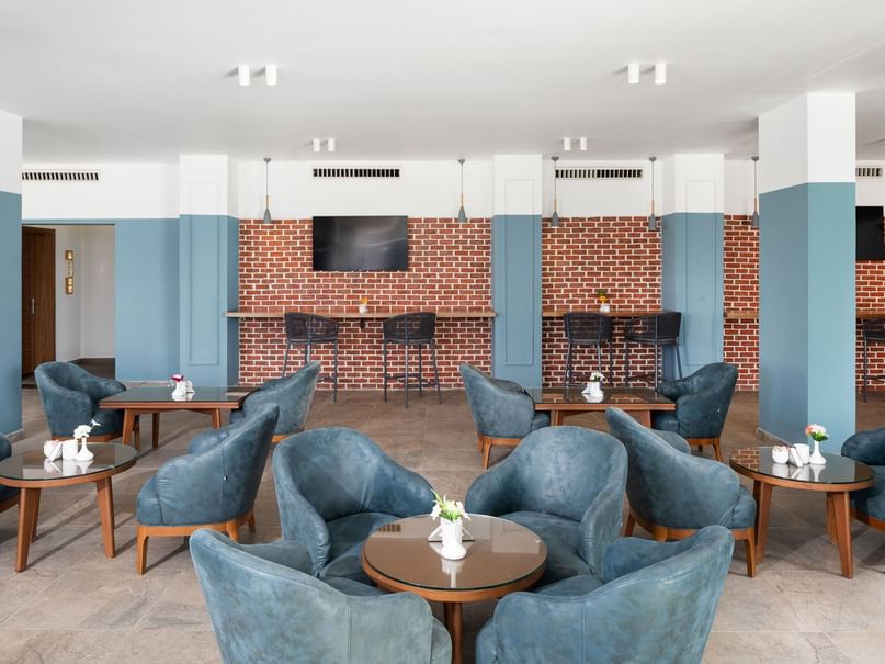 Columbus Bar at Pickalbatros Sea World Resort in Marsa Alam