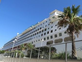 Low-angle exterior view of Brisbane Cruise Terminal in sightseeing Brisbane near Alcyone Hotel Residences