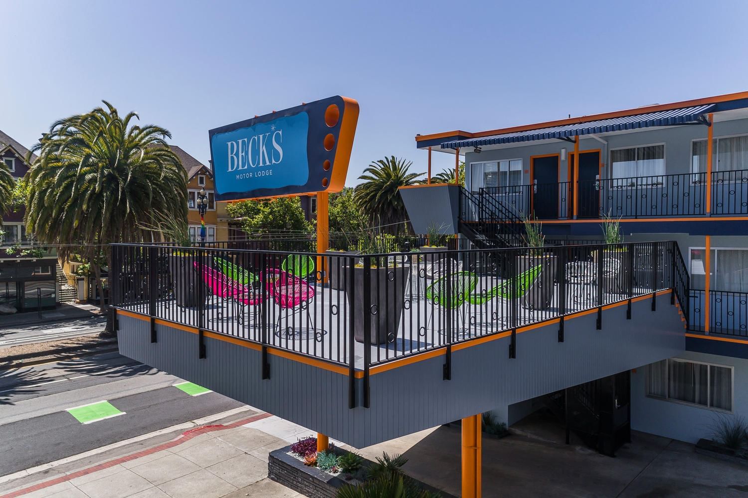 Beck's Motor Lodge — gallery preview 1