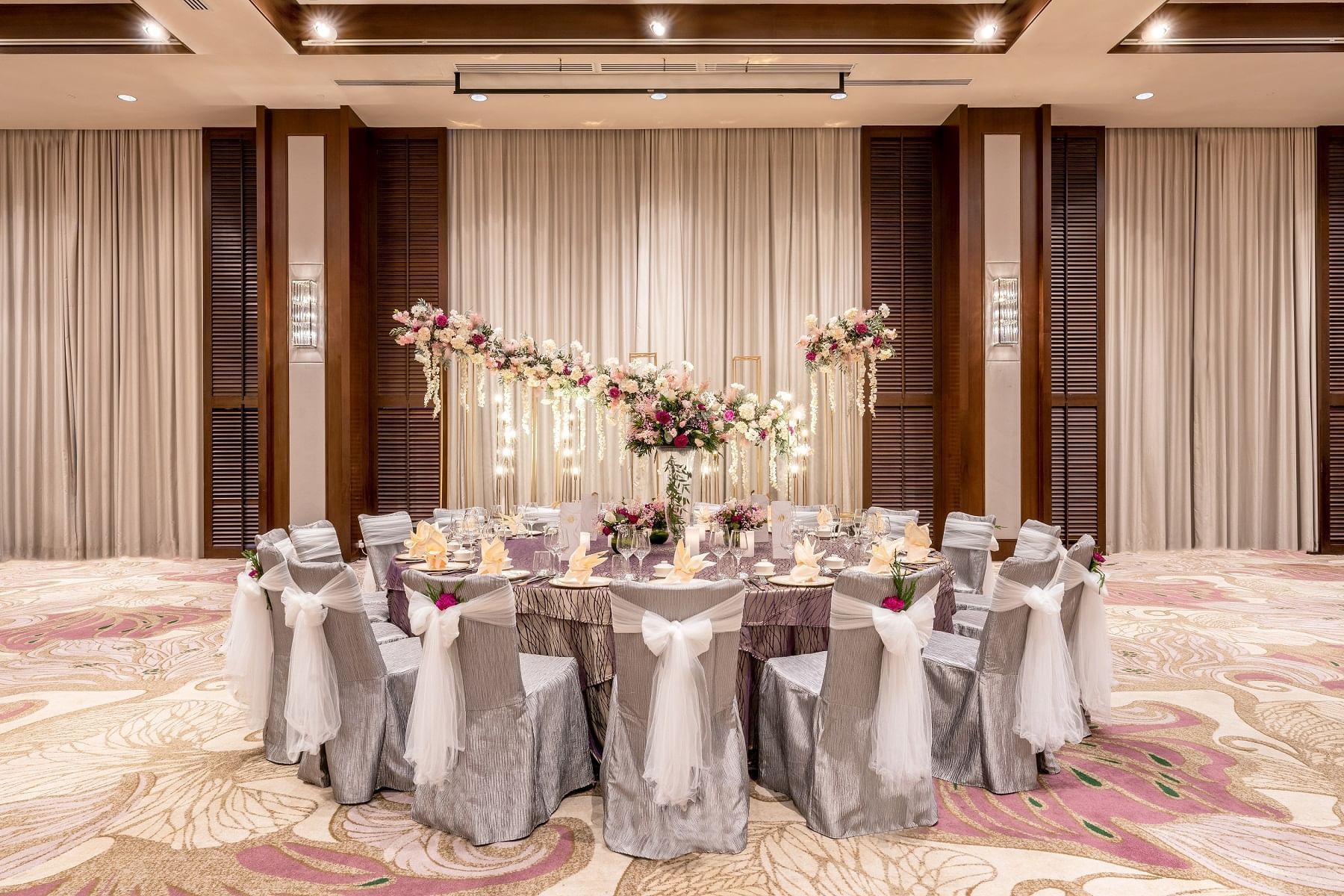 Wedding table with flower decorations at Paradox Singapore