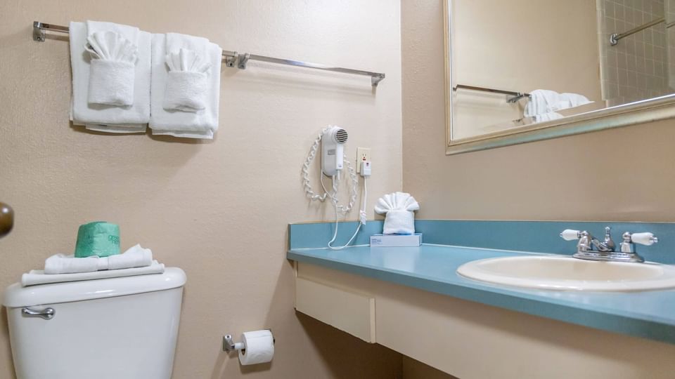 Washroom, Two Bedroom Suite in Palm Coast at Legacy Vacation Resorts