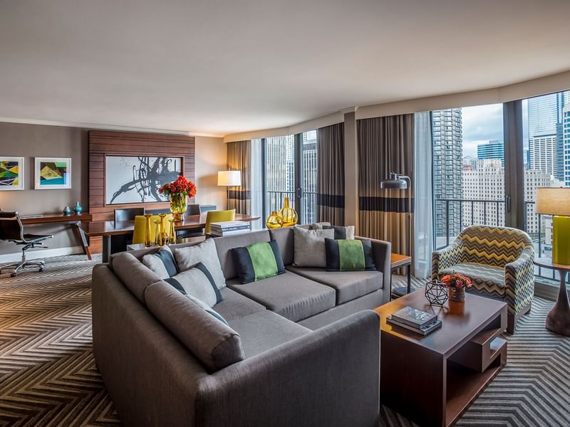 Living room with sofas in Emerald Suite at Warwick Seattle