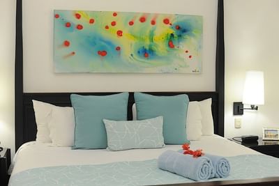 Junior Suite with a comfy bed at Blue JackTar Hotel