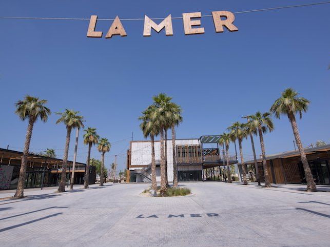 Entrance of the La Mer near Two Seasons Hotel & Apt 