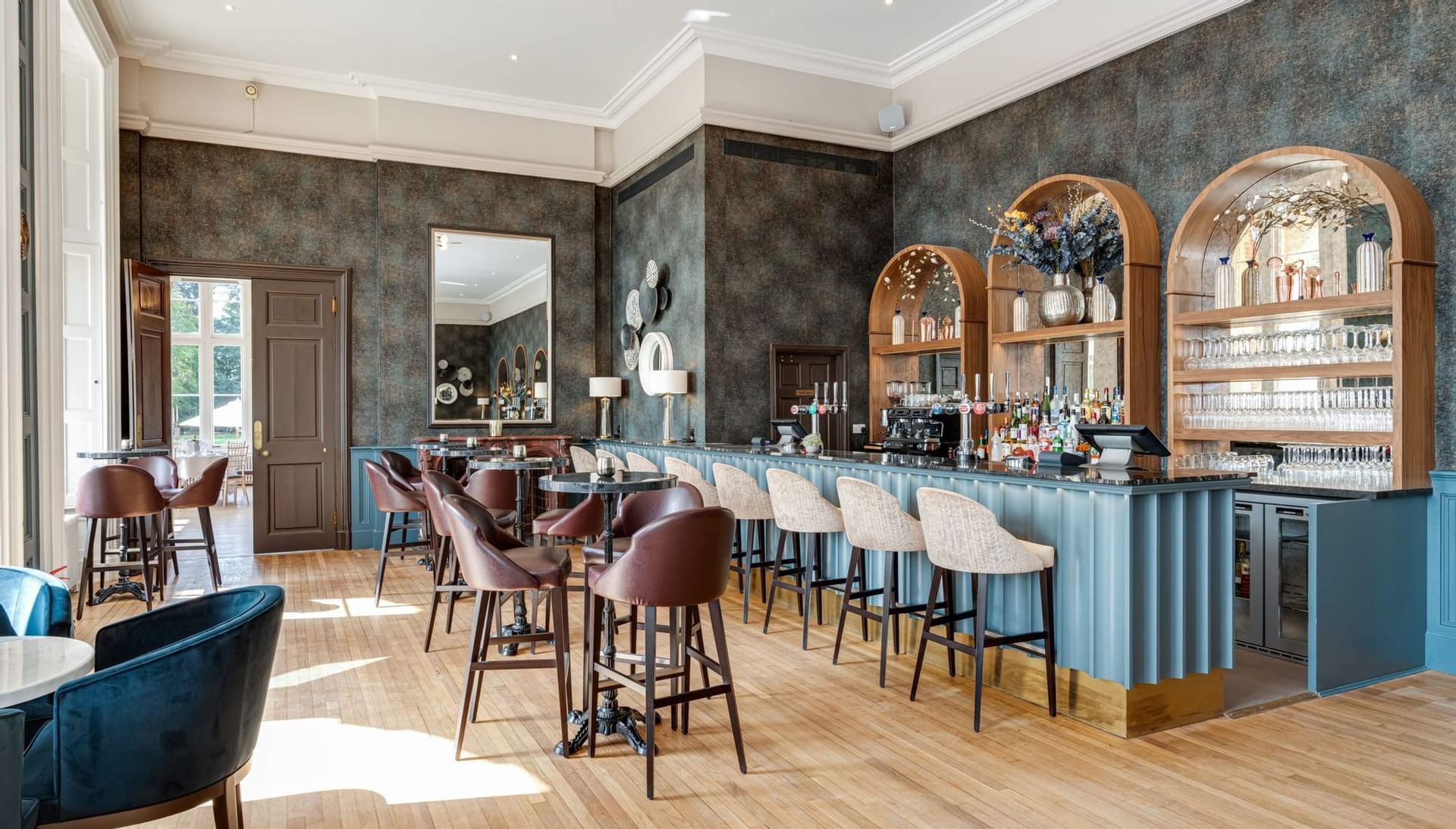 Wokingham Restaurants Deluxe Dining at Easthampstead Park