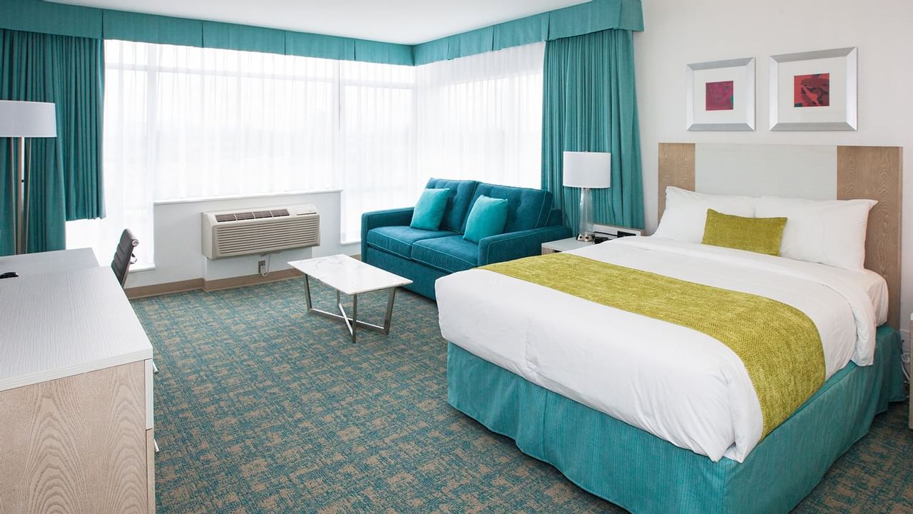 Coast Queen with Sofa Bed | Coast Langley City Hotel & Convention ...