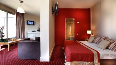 Discovery Escape at Hotel Casino des Palmiers in Hyères, France