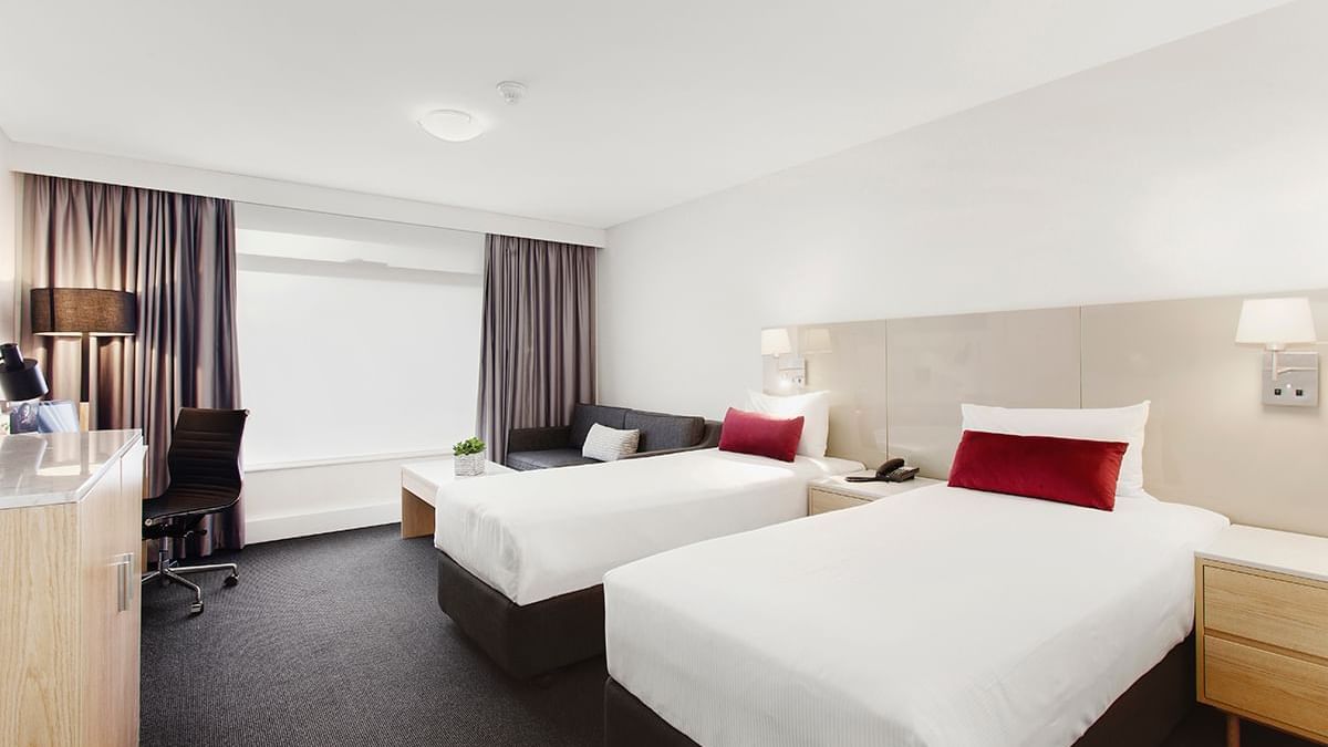 Spacious mercure room at Pullman albert park