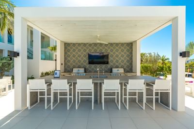 Well-arranged Cabana bar at H2O Life Style Resort