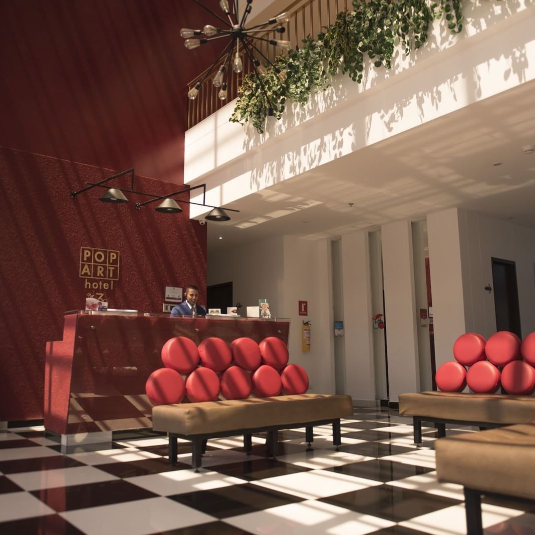 Lobby lounge & reception area at Pop Art Tocancipa
