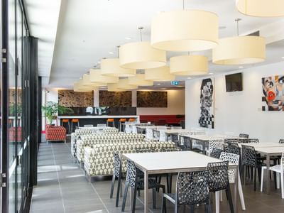 UniLodge @ ANU – Lena Karmel Lodge_ANU Commons Cafe