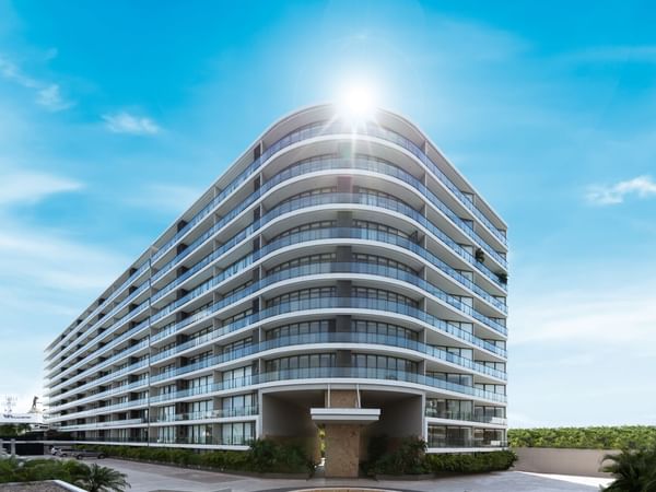 Exterior of Liva Aqua Private Residences, La Colección Resorts