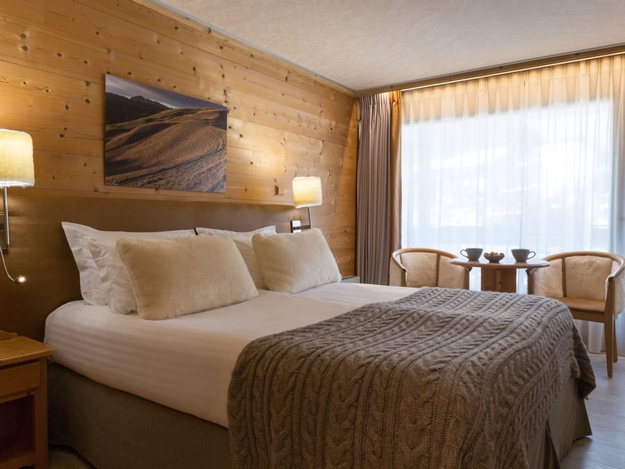 King Superior Room with Double bed at Chalet-Hotel La Chemenaz