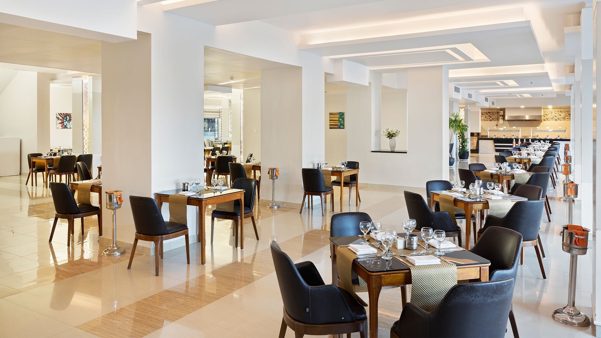 Restaurant at Pickalbatros White Beach Resort in Hurghada
