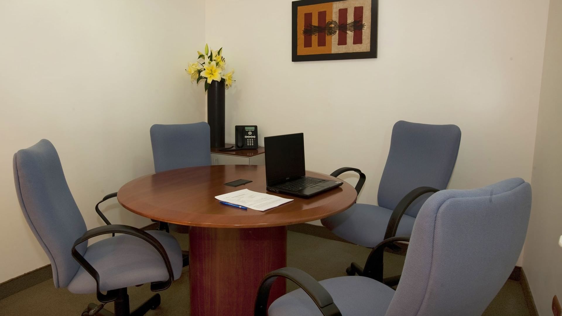 Interior of the Meeting room at One Saltillo Derramadero