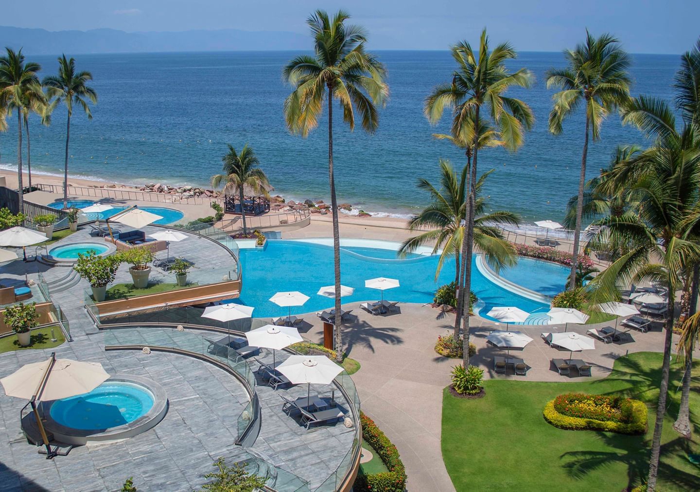 Sunset Plaza Beach Resort - Puerto Vallarta Beach Resort