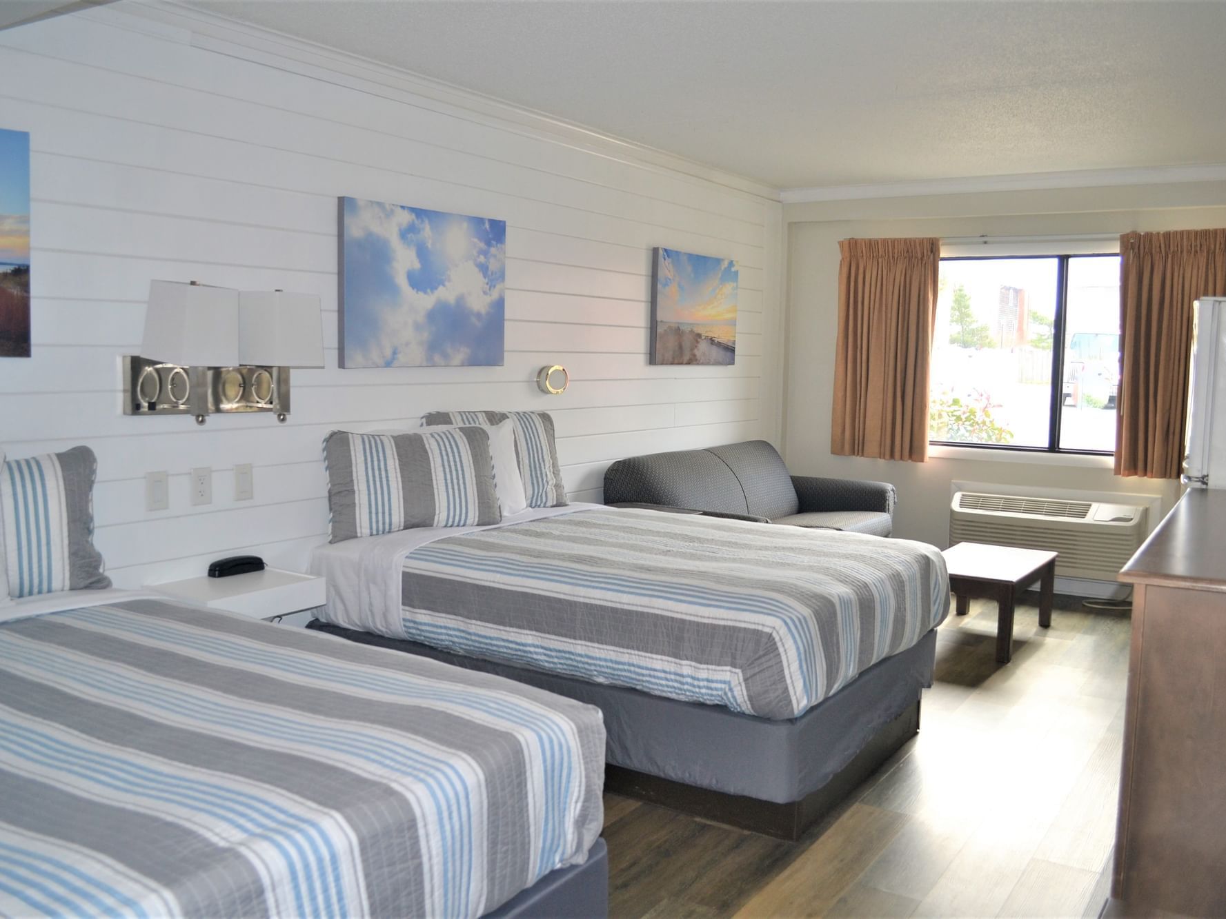 Oceanside Deluxe Room with open windows, Block Party Hotels