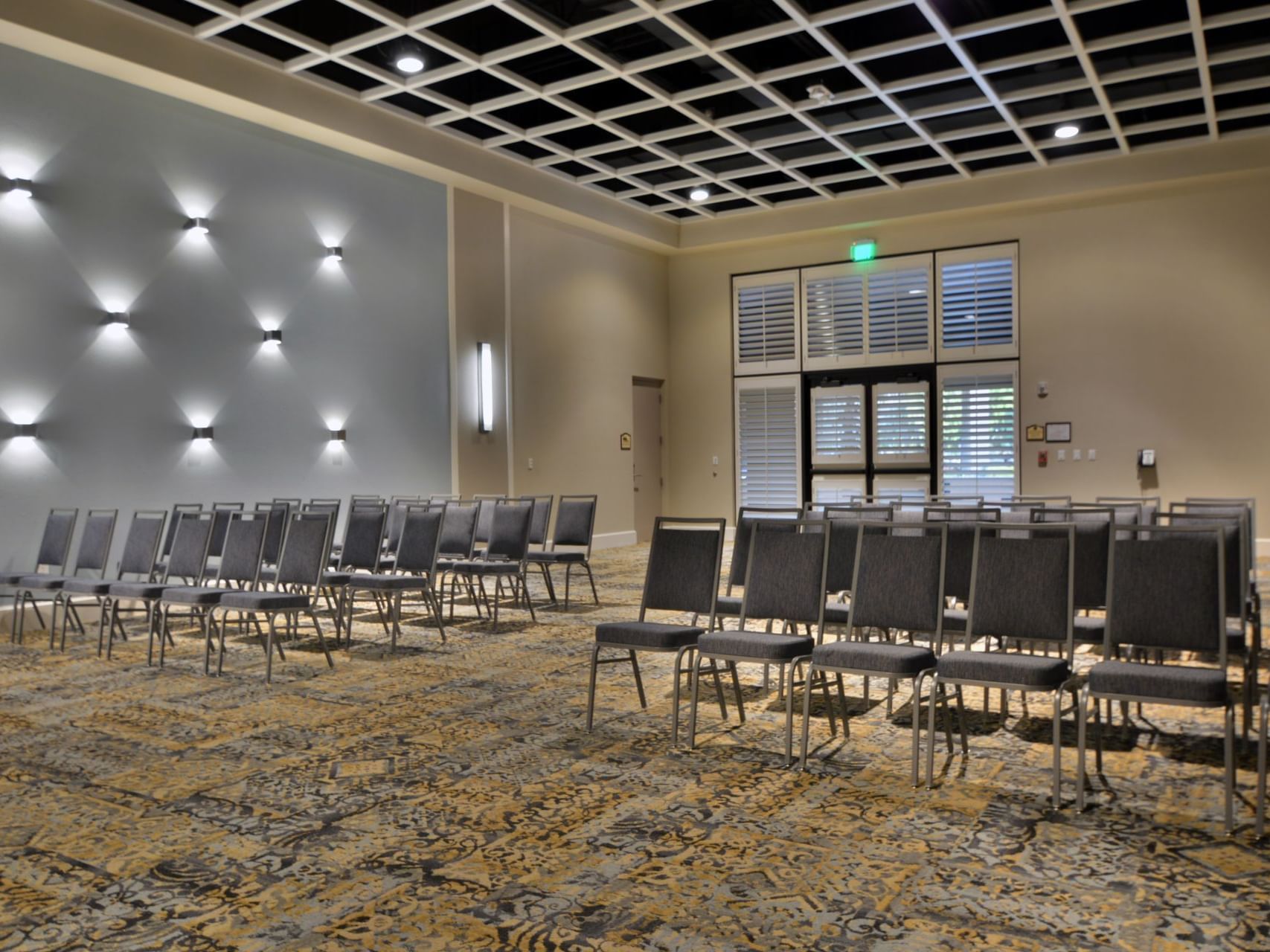 Theatre set-up in Reflection Room at Rosen Inn Lake Buena Vista