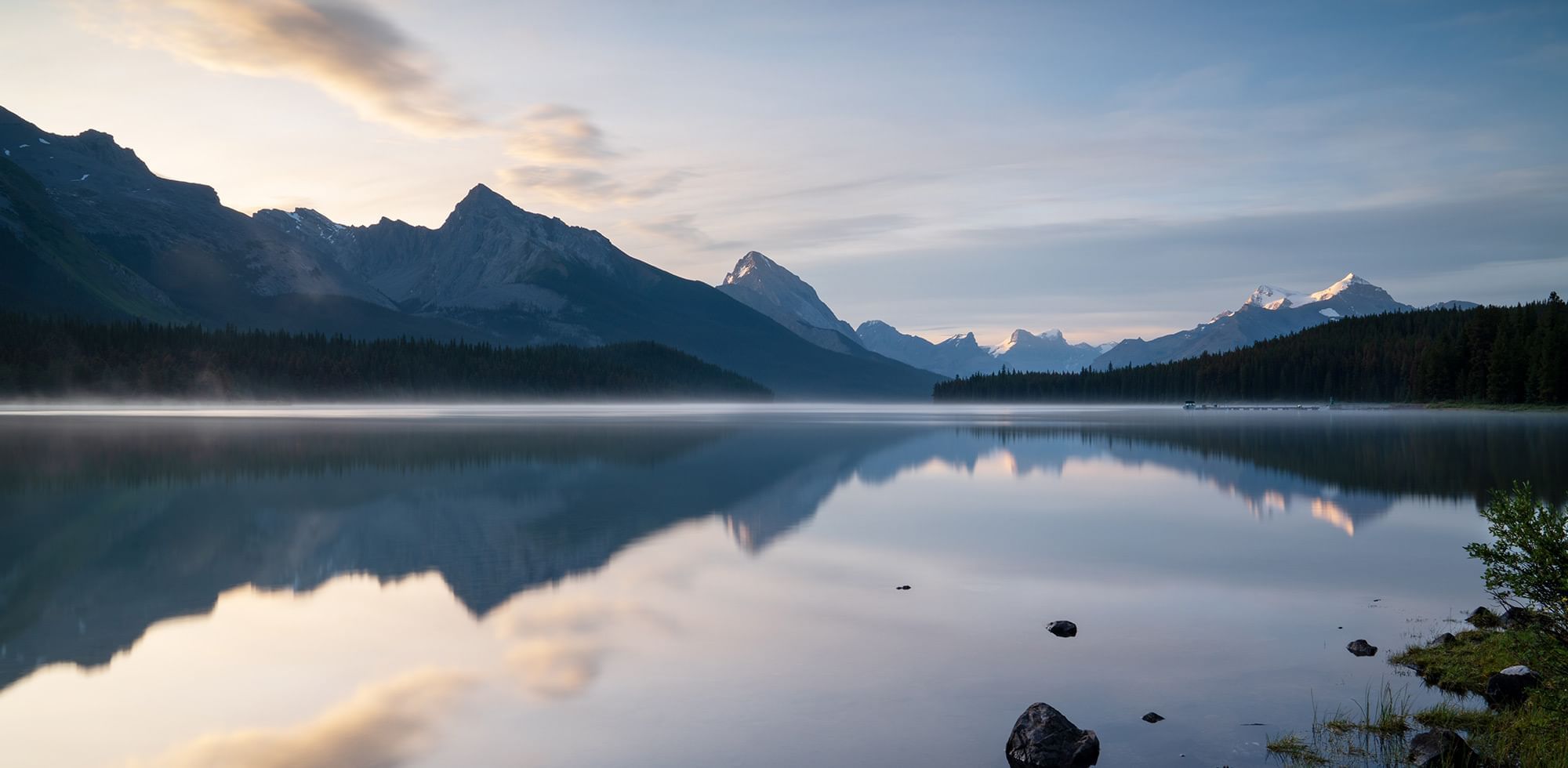 Landscape view of Maligne Lake & mountains, Coast Hinton Hotel