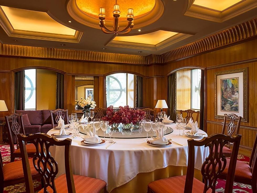 Dining table arranged in Sunshine Room Chinese Restaurant at Celebrity International Grand Hotel