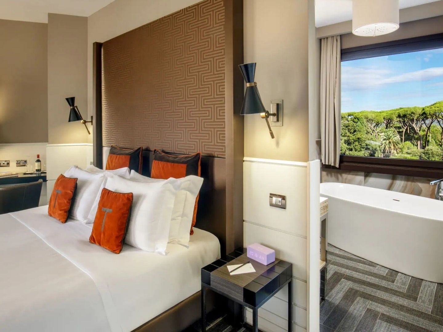 The Tribune Hotel, a JdV by Hyatt Hotel